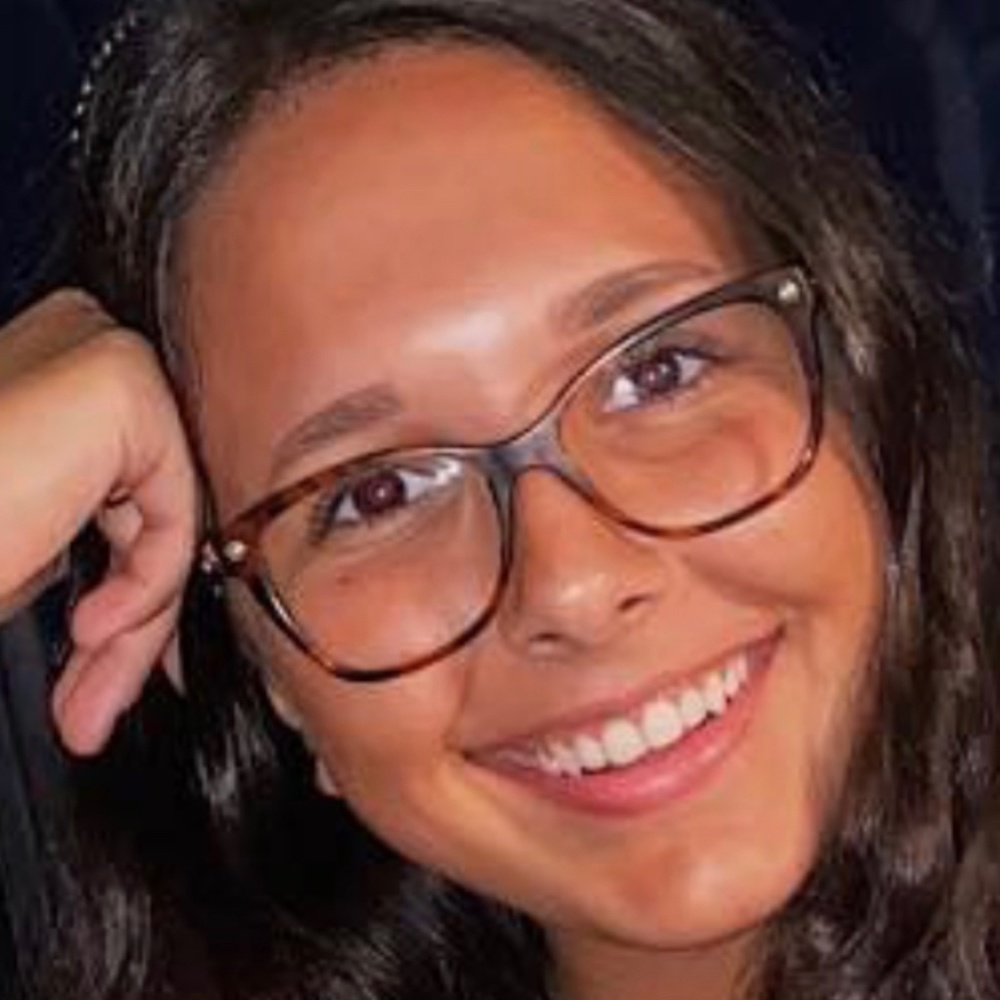 Meet your Posher, Andrea